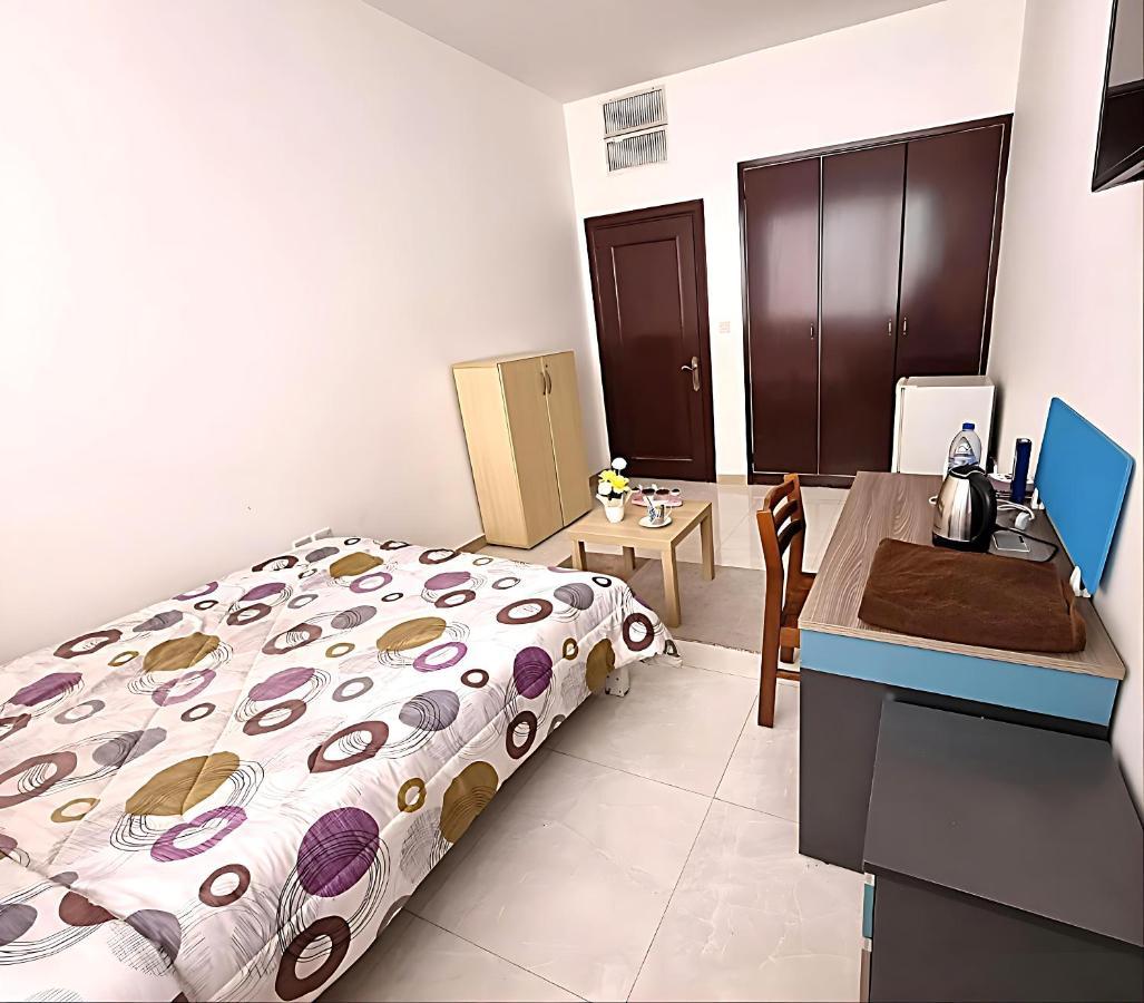 Corniche Street - Extremely Unique Room Abu Dhabi Eksteriør bilde